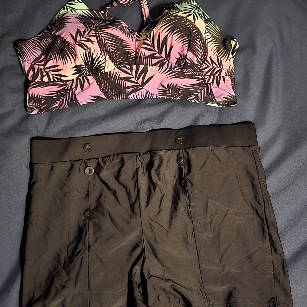 Tropical Print Bikini Top and Black Shorts Set